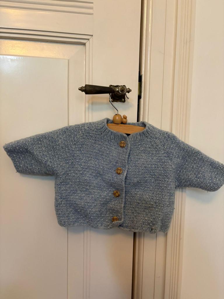 Diverse handgemaakte wollen kleertjes voor baby's, Kinderen en Baby's, Ophalen, Gebruikt, Meisje