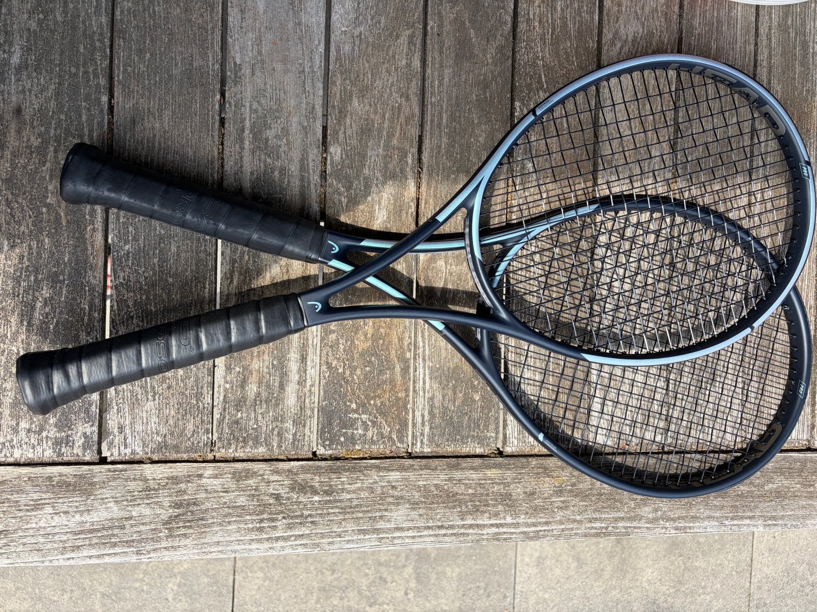 2x Head Gravity Pro 2023 - Nagenoeg nieuw, Ophalen of Verzenden, Zo goed als nieuw, Head, Racket