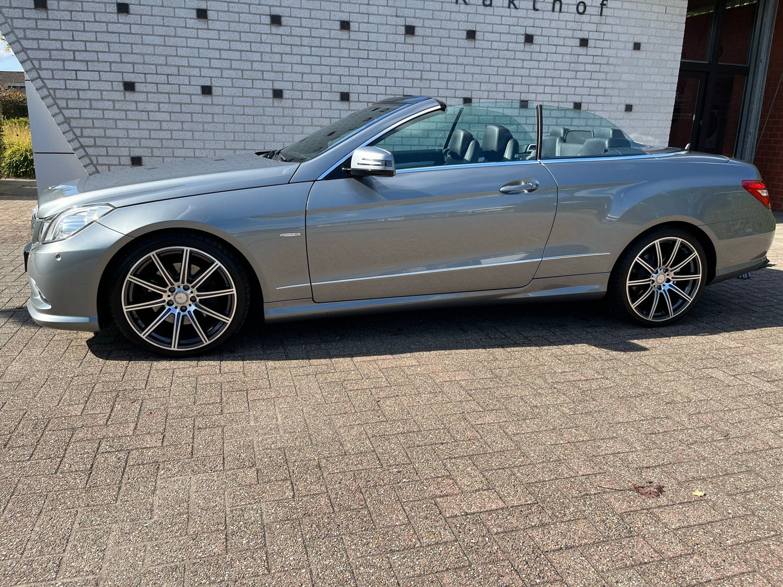 Mercedes-Benz E-Klasse 3.5 E350 CGI Cabriolet AUT 2010 Grijs, Auto's, Automaat, Achterwielaandrijving, 1800 kg, Cabriolet
