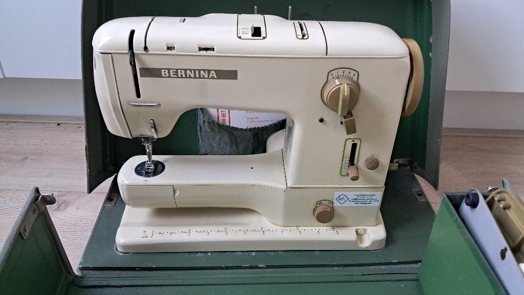 Bernina 731 naaimachine, Ophalen, Gebruikt, Naaimachine, Bernina