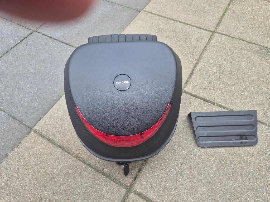 Ecooter (helm)koffer, Ophalen of Verzenden, Zo goed als nieuw, Overige typen, Overige merken