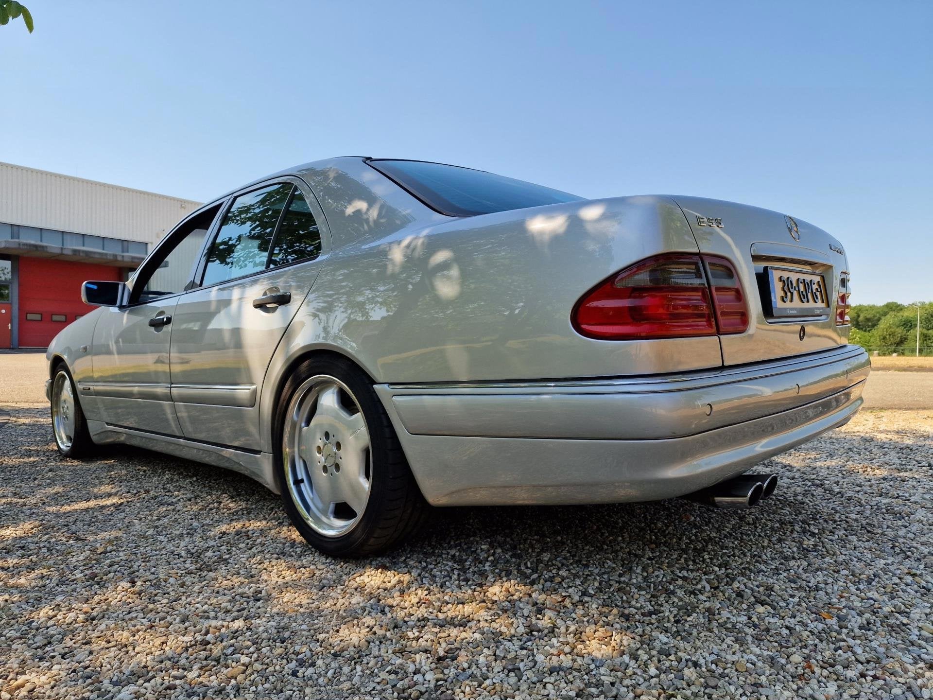 Mercedes-Benz E-klasse E50 / E55 AMG FULL-OPTiON nieuwe LAK, Achterwielaandrijving, Automatische klimaatregeling, Leder, Bedrijf
