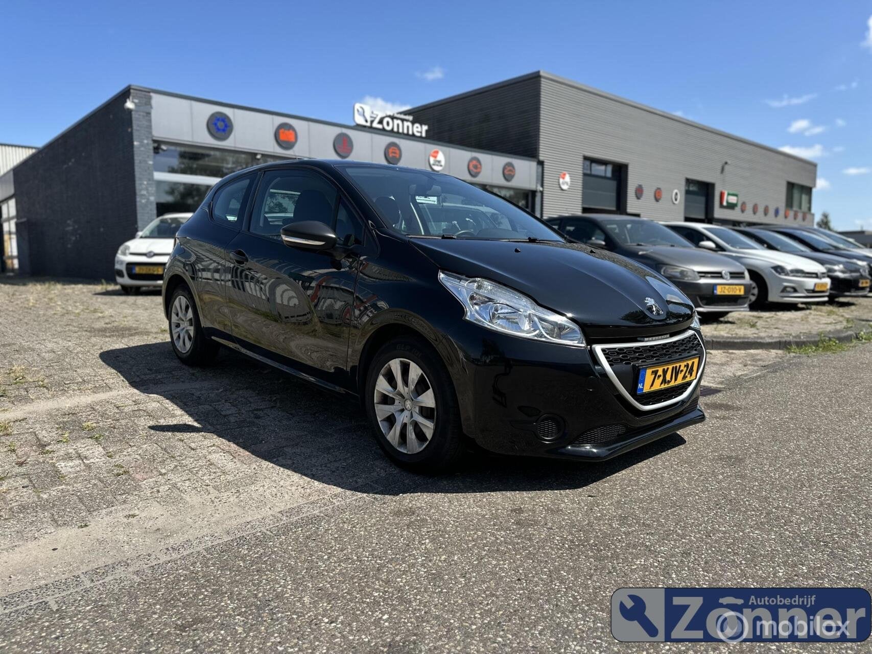 Peugeot 208 1.0 PureTech LIKE, Voorwielaandrijving, Euro 5, 450 kg, Gebruikt