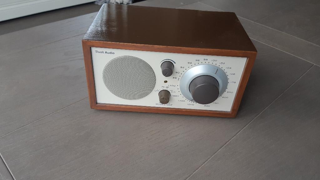 Tivoli Model One radio, Ophalen of Verzenden, Gebruikt, Radio