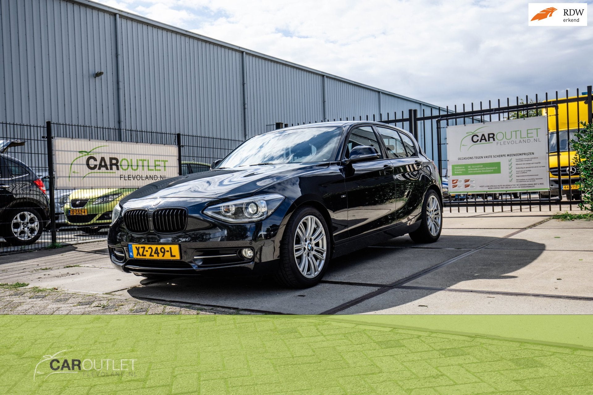 BMW 1-serie BMW 1-serie 118i SPORT AUTOMAAT, Auto's, Euro 5, Gebruikt, Zwart, 4 cilinders