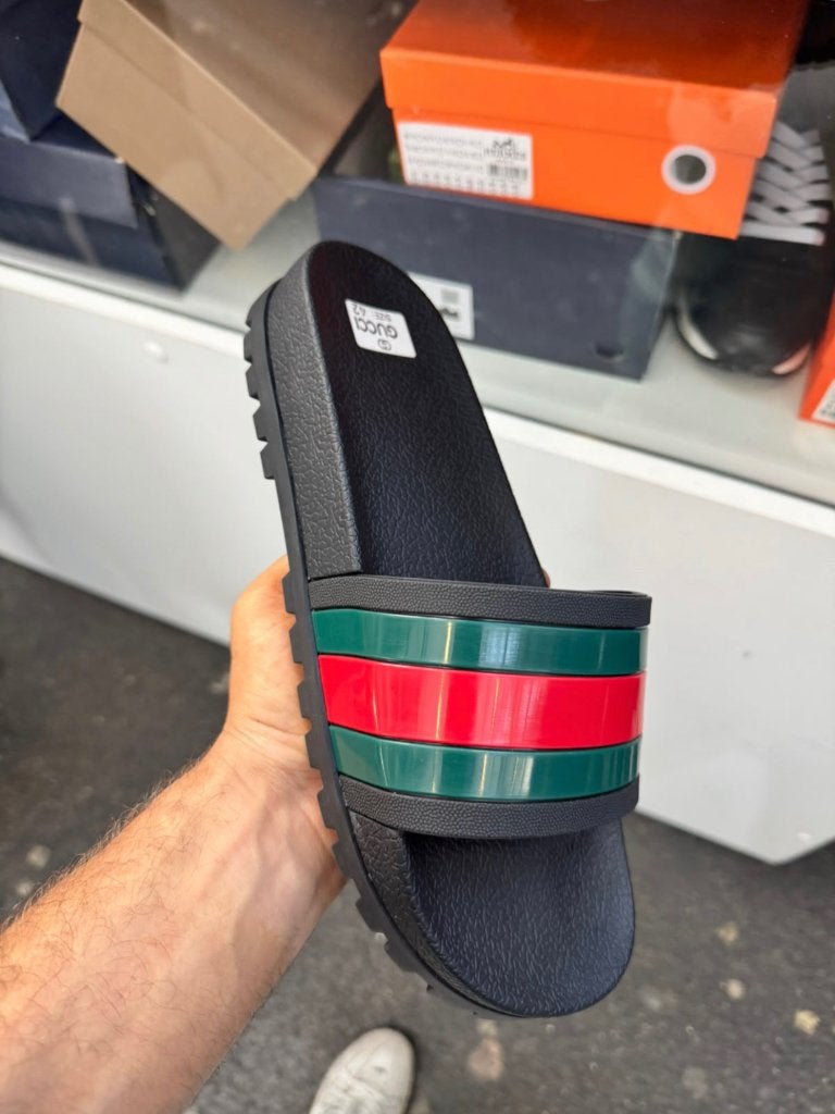 Gucci Slippers, Kleding | Heren, Ophalen of Verzenden, Nieuw, Zwart