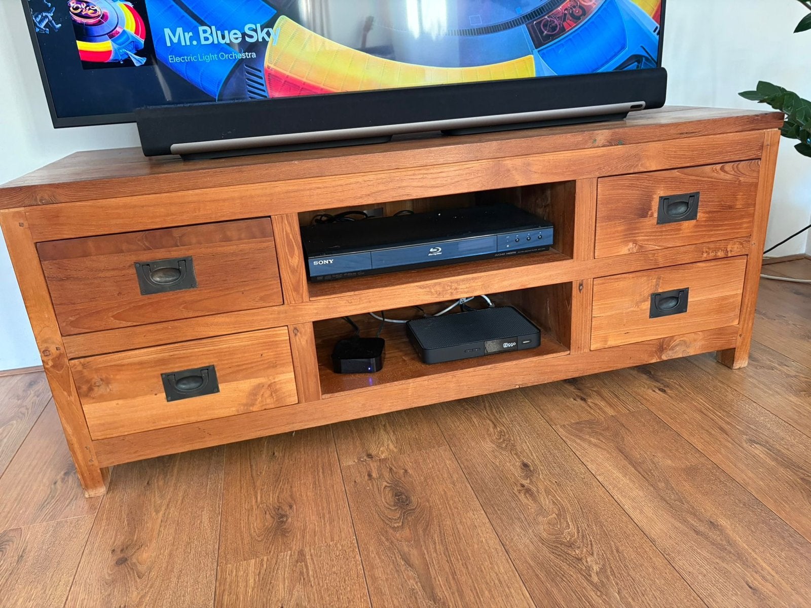 Massief teakhouten tv-meubel met lades en opbergvakken, Ophalen, Gebruikt, 100 tot 150 cm, Teakhout
