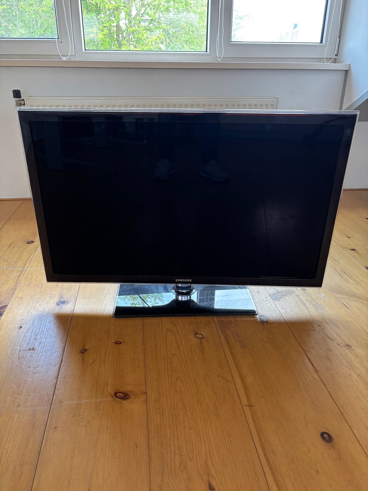 Samsung TV 100 cm diagonaal met kleine beschadiging, Ophalen, 120 Hz, Samsung, 100 cm of meer
