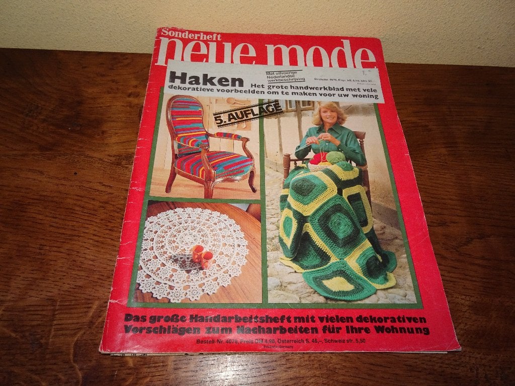 Neue mode haaktijdschrift met  Ned. beschrijving, Hobby en Vrije tijd, Ophalen of Verzenden, Gebruikt, Haken, Patroon of Boek