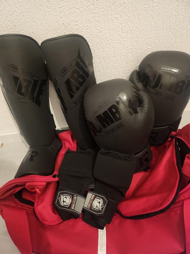 Kickbox beschermers, Sport en Fitness, Boksen, Zo goed als nieuw, Boksbeschermers, Ophalen of Verzenden