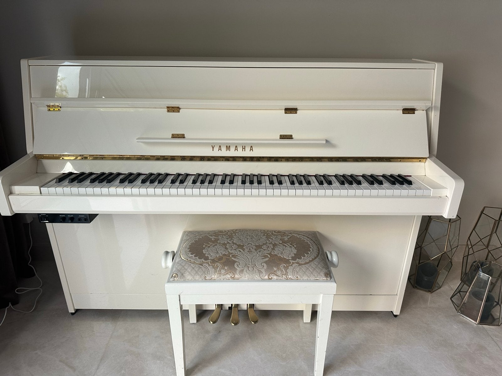 Yamaha B1 PWH Silent Piano (wit hoogglans)incl. Kruk