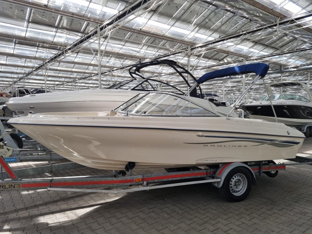 Bayliner 175 Capri, Watersport en Boten, Speedboten, 5 m, 120 tot 200 pk, Zo goed als nieuw, 2 m