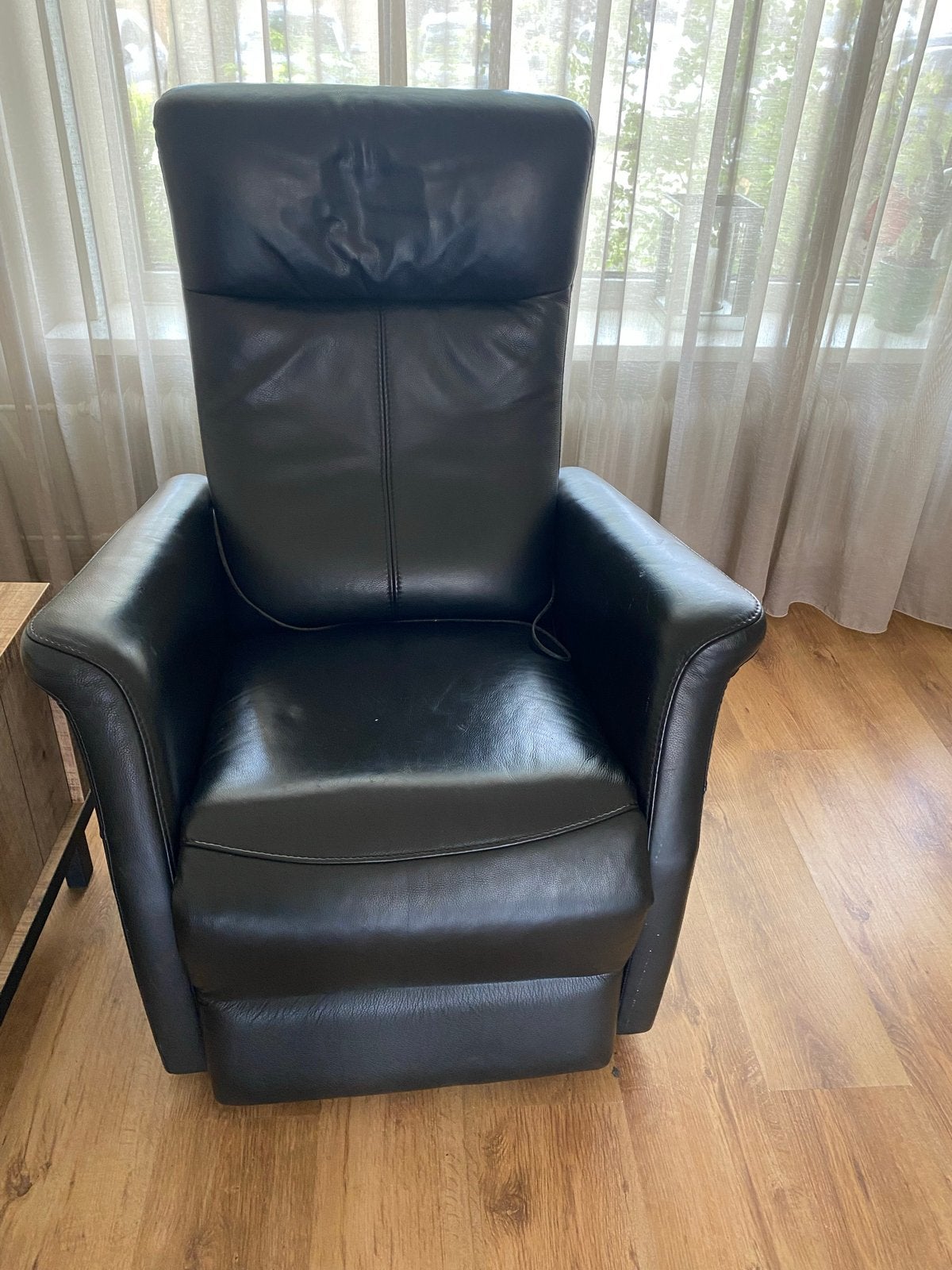 Zwarte leren relaxfauteuil - Comfortabel en stijlvol, Ophalen, Gebruikt, Leer, 75 tot 100 cm