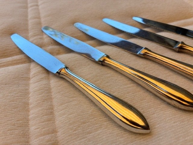5 vintage Sola 90 verzilverde tafelmessen, Antiek en Kunst, Verzenden
