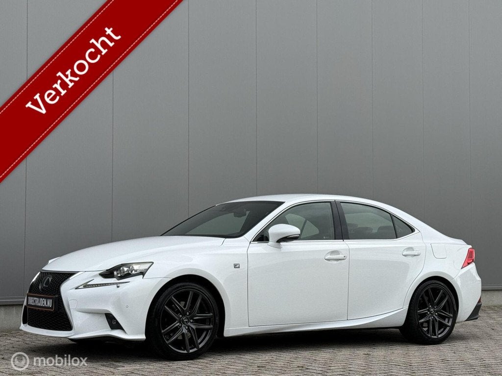 Lexus IS 300h F Sport Edition | Trekhaak | Dealer onderhoud, Auto's, Lexus, Euro 5, Achterwielaandrijving, Gebruikt, Wit