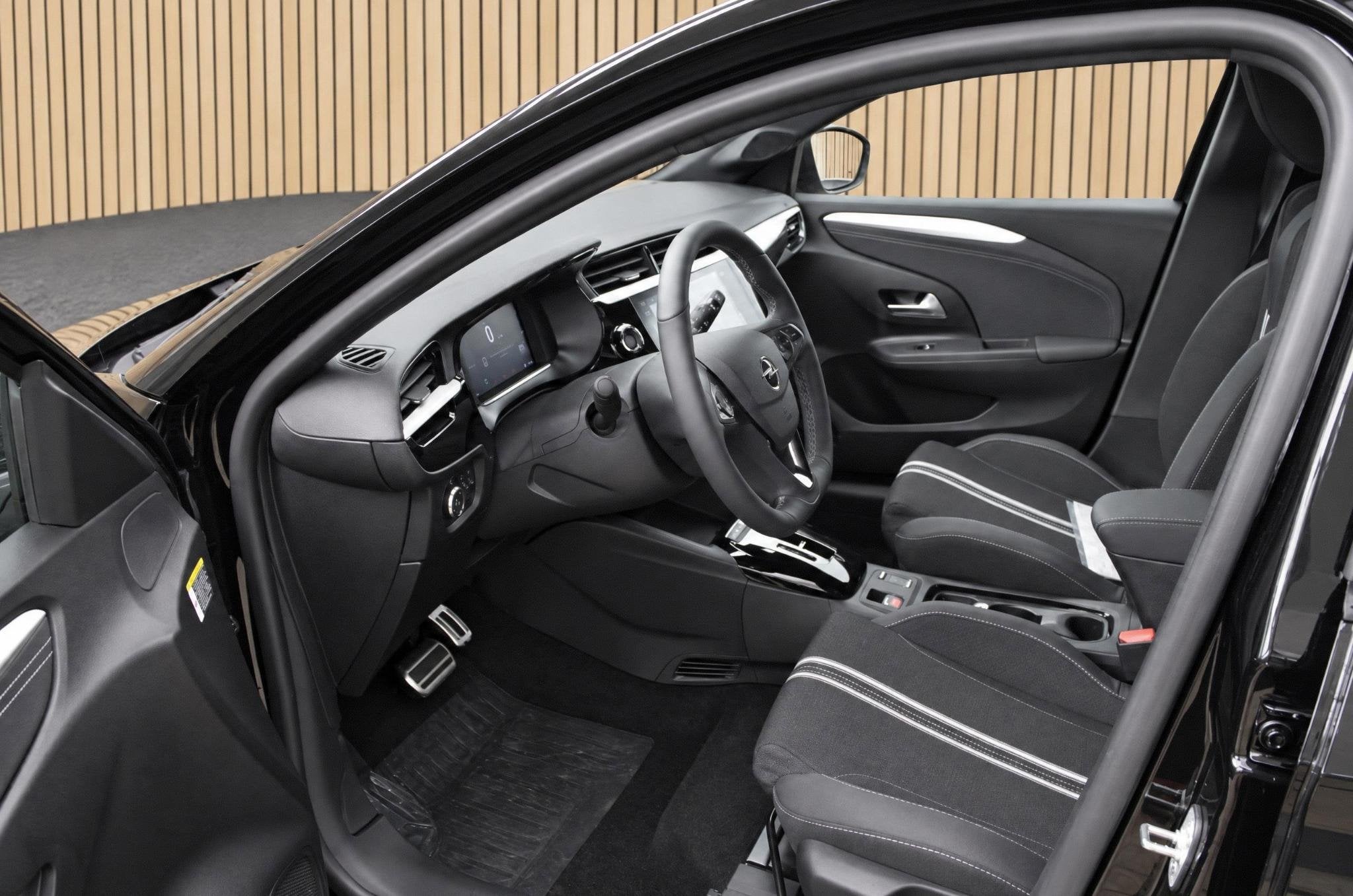Opel Corsa 1.2 Turbo Hybrid GS VOORRAAD KORTING, Auto's, 12 maanden, Stof, Euro 6, 1199 cc