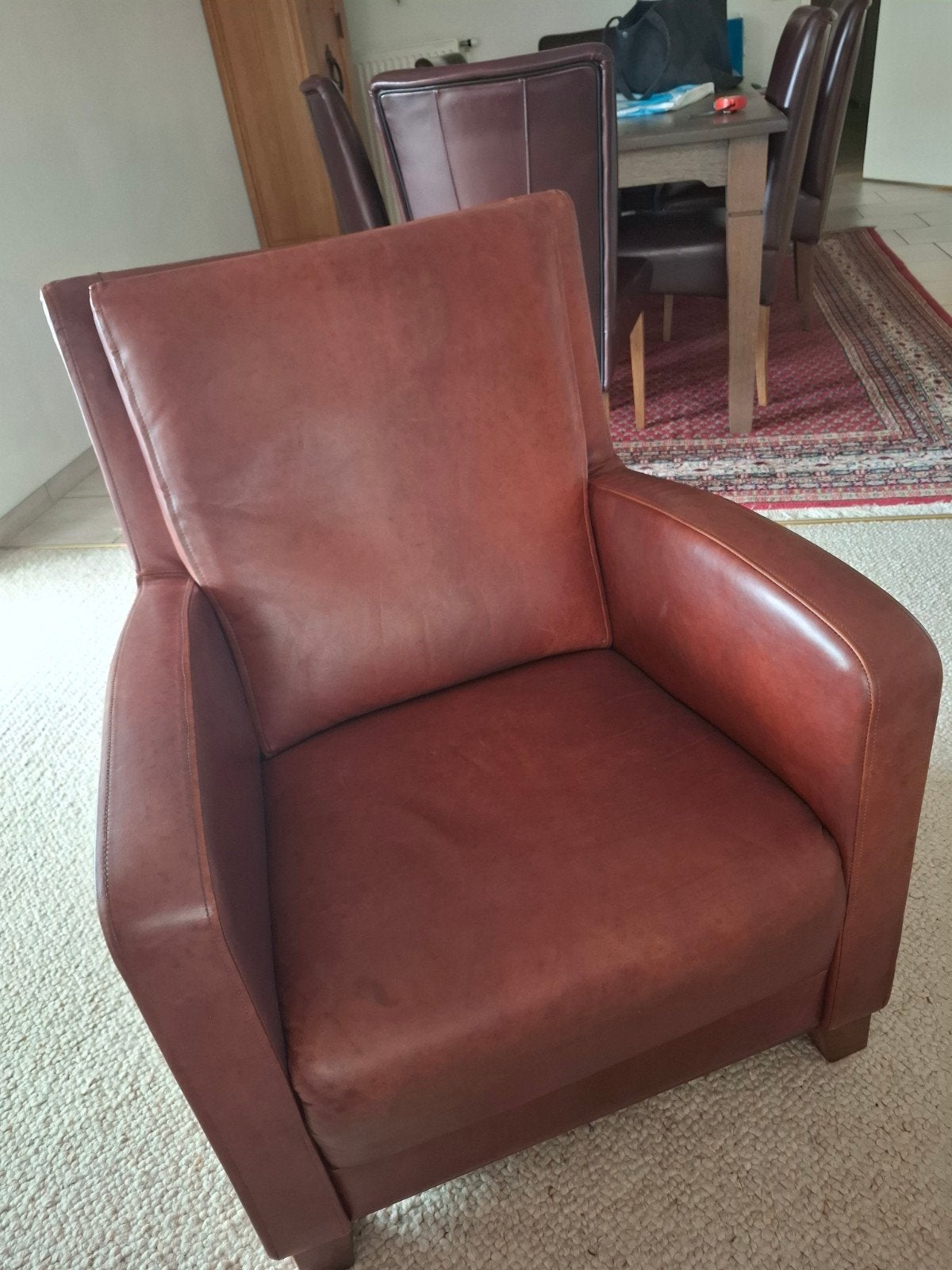 Comfortabele leren fauteuil - Zo goed als nieuw, Ophalen, Modern klassiek, Zo goed als nieuw, 75 tot 100 cm