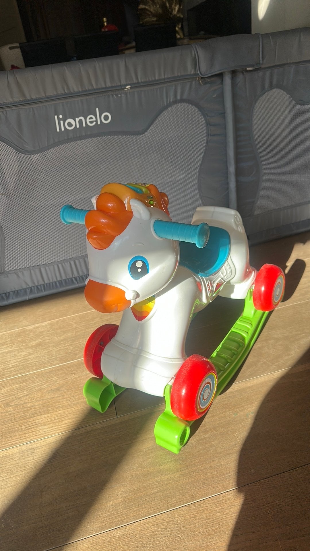 Baby schommelstoel/loopwagen clementoni, Ophalen, Zo goed als nieuw