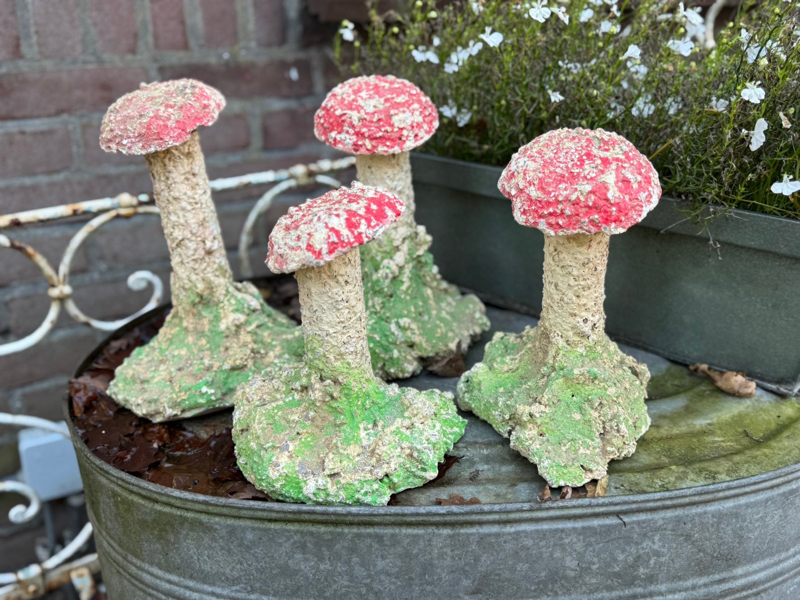 HERFST 🍂Vintage Paddestoelen, huis en tuin, beton, Ophalen