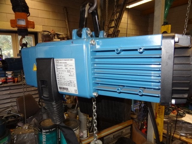 Mooie DEMAG kettingtakel Type DC-PRO 250 kg