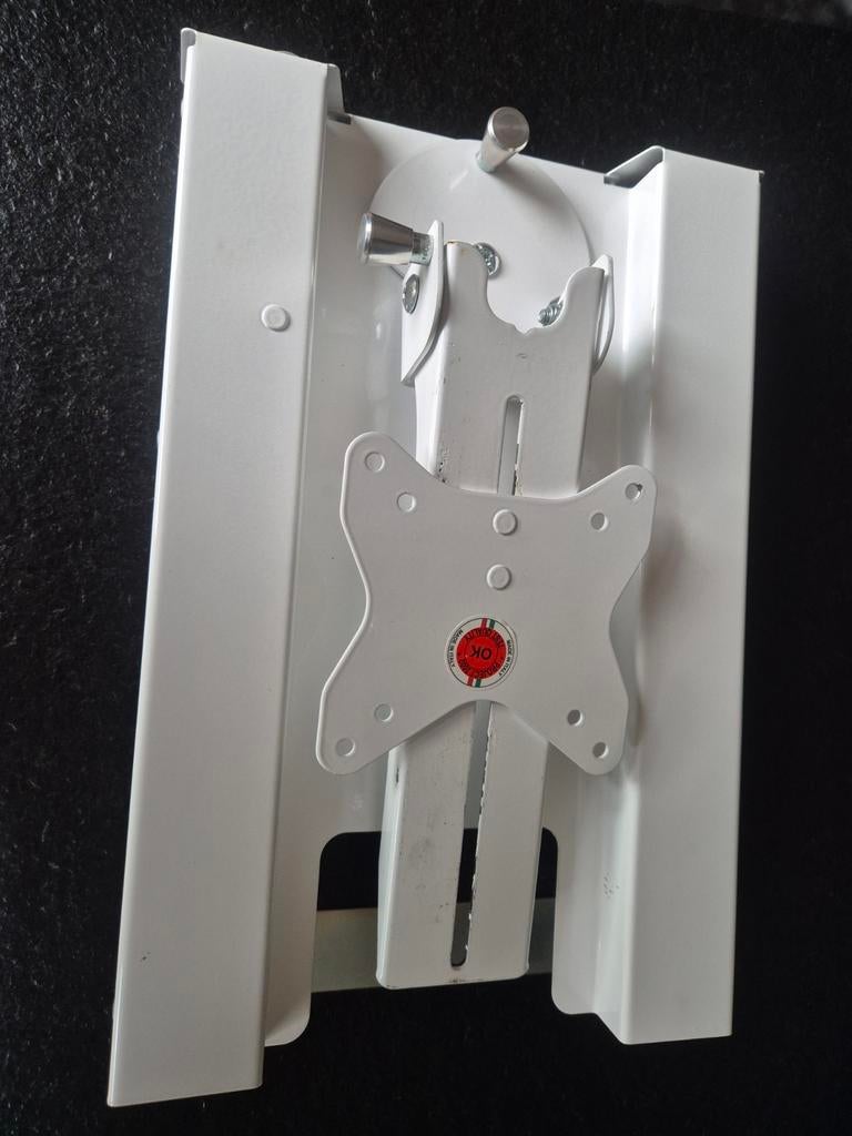 Uitschuifbare TV-beugel voor camper/caravan, Ophalen, Gebruikt