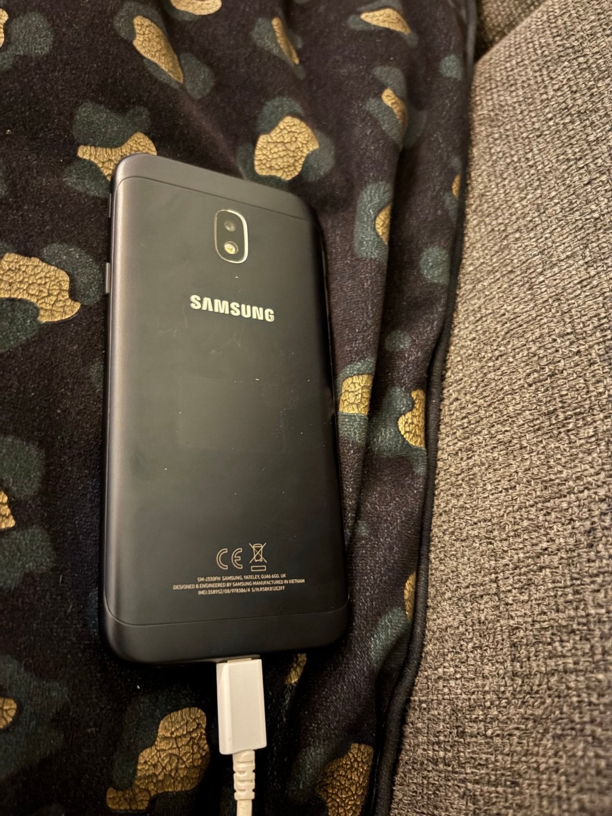 Samsung Galaxy J3 (2017) met oplader, Gebruikt, Zwart, Touchscreen, Ophalen of Verzenden