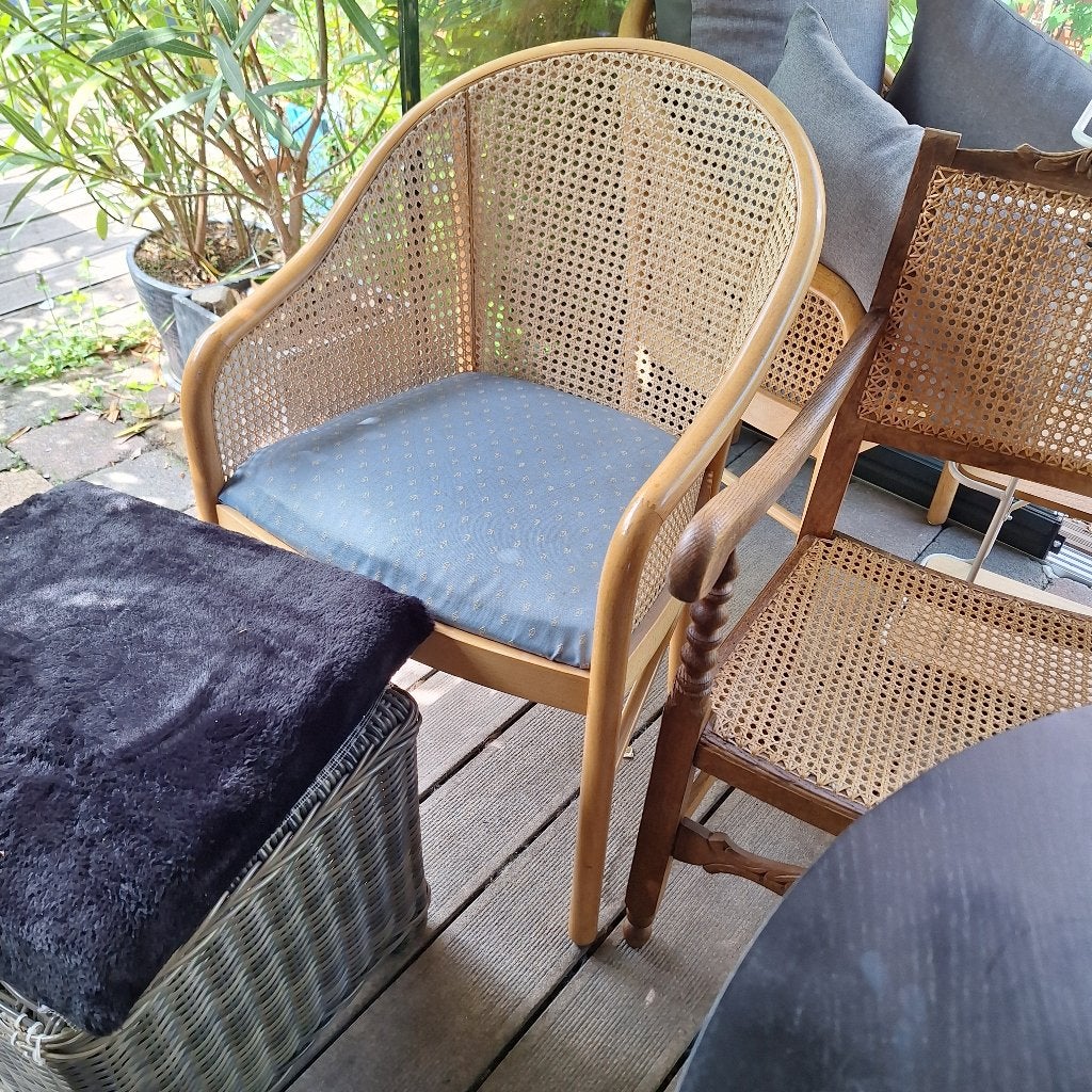 Eethoekstoelen beuken met webbing, Ophalen, Gebruikt, Twee, Overige kleuren