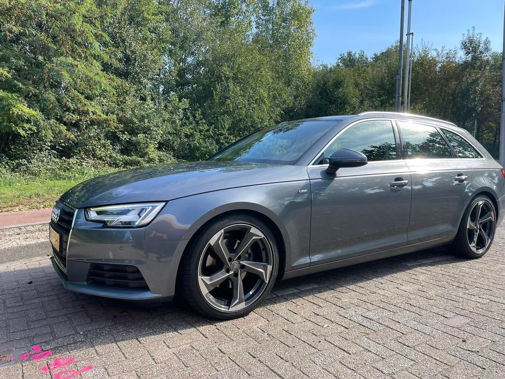 Audi A4 2.0 Tfsi Ultra 140KW AV S-t7 2016 Grijs, Auto's, Audi, Particulier, A4, Benzine, B, Stationwagon, Automaat, Geïmporteerd