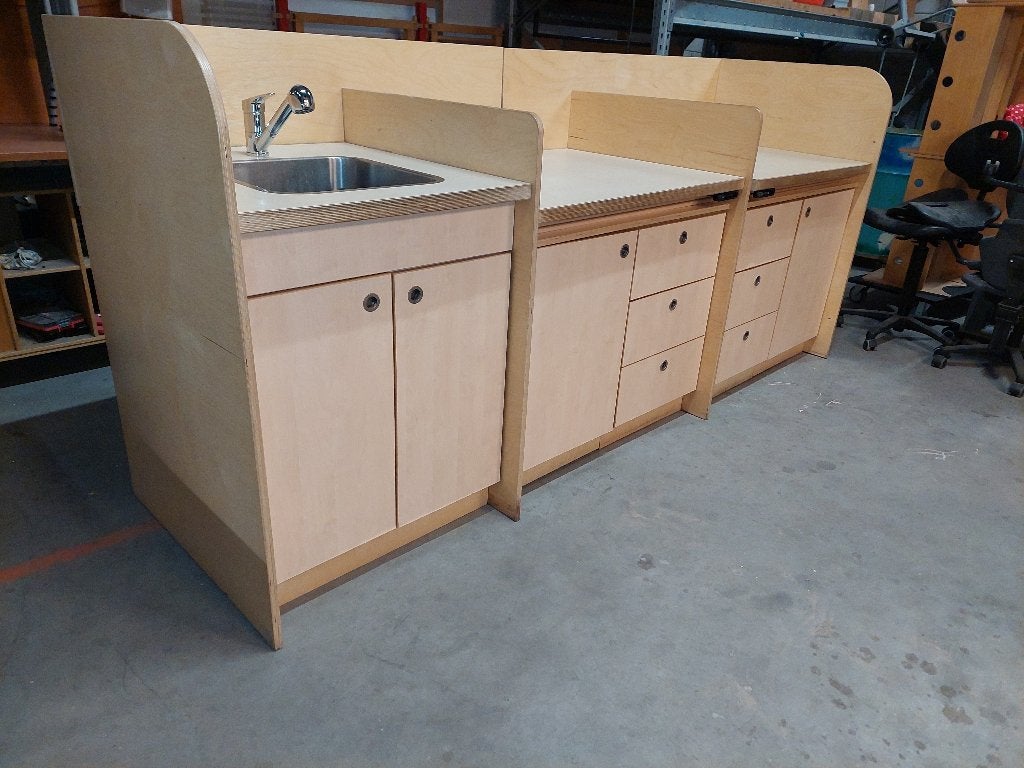 De Esdoorn duo commode / dubbele KDV commode HV, trap 2,72m, Kinderen en Baby's, Kinderkamer | Commodes en Kasten, Zo goed als nieuw