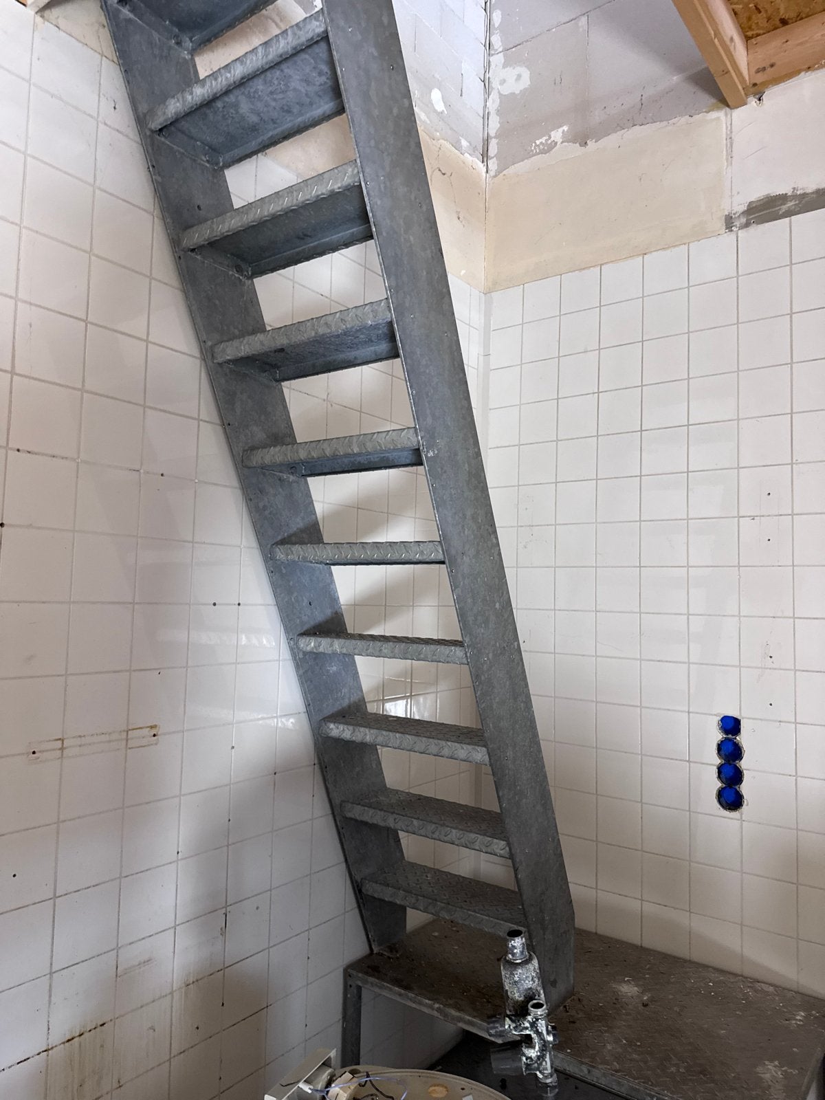 Metalen trap -  gegalvaniseerd staal, Ophalen, Gebruikt, Trap, 2 tot 4 meter