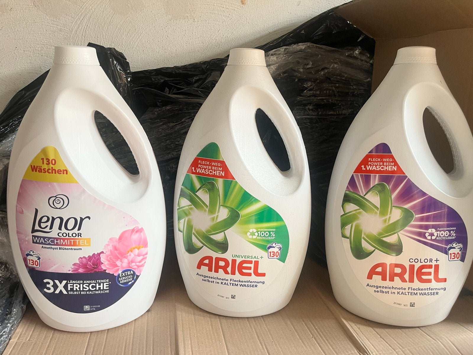 50 flessen Ariel/Lenor vloeibaar wasmiddel, 130 wasbeurten, Ophalen, Schoonmaakmiddel