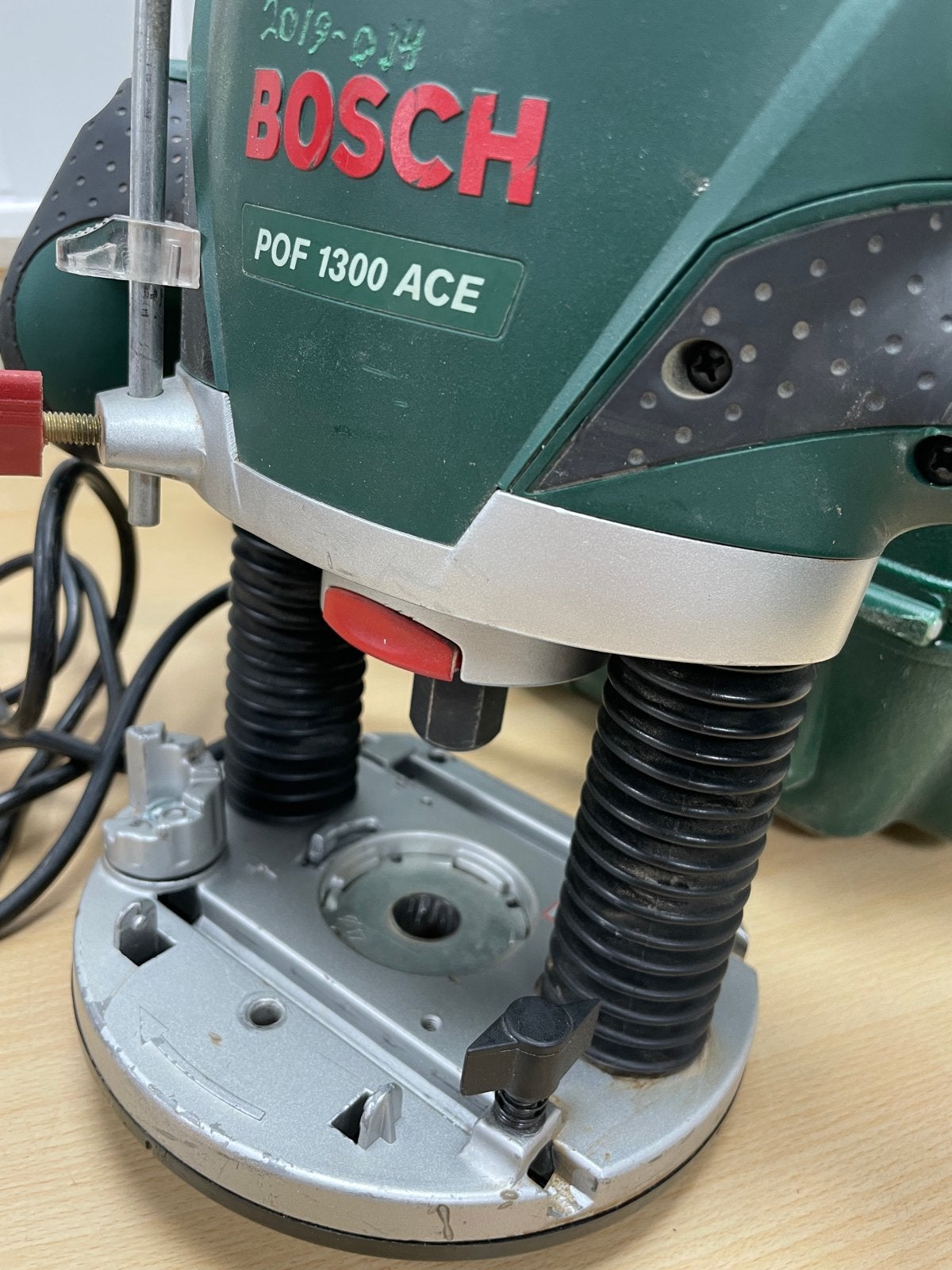 BOSCH bovenfrees POF 1300 ACE, Ophalen of Verzenden, Zo goed als nieuw, Bovenfrees, Nvt