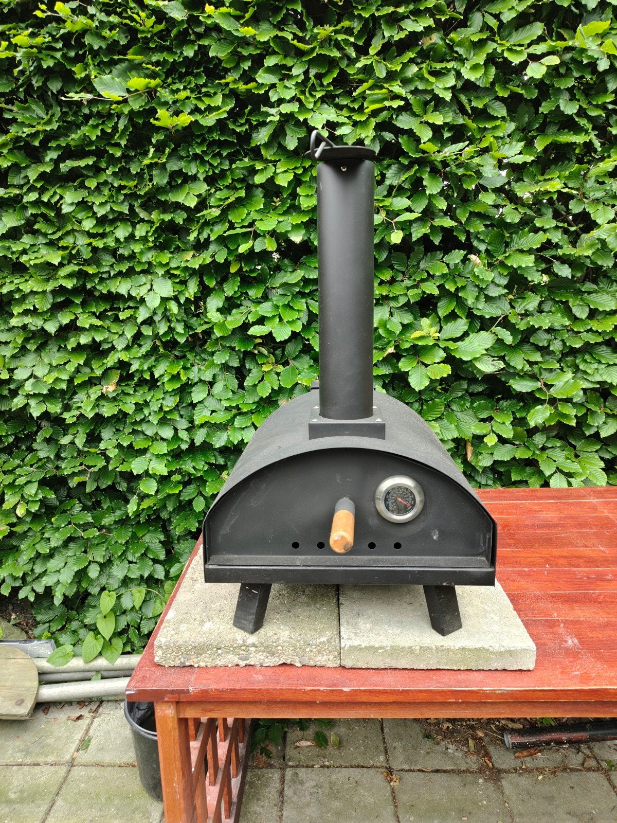 Pizzaoven voor buiten - Perfect voor heerlijke pizza's!, Tuin en Terras, Pizzaovens, Ophalen, Zo goed als nieuw, Onbekend