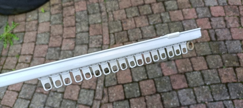 gordijnrails 124 cm, Ophalen, Wit, Metaal, Zo goed als nieuw