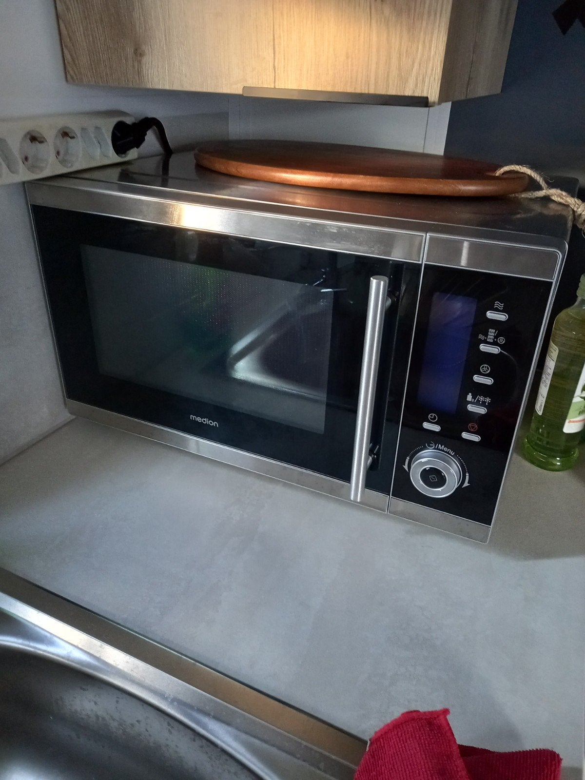 MEDION MD15501 - Combimagnetron - Met Grill - 25 Liter - l, Ophalen, Combimagnetron, Grill, Zo goed als nieuw