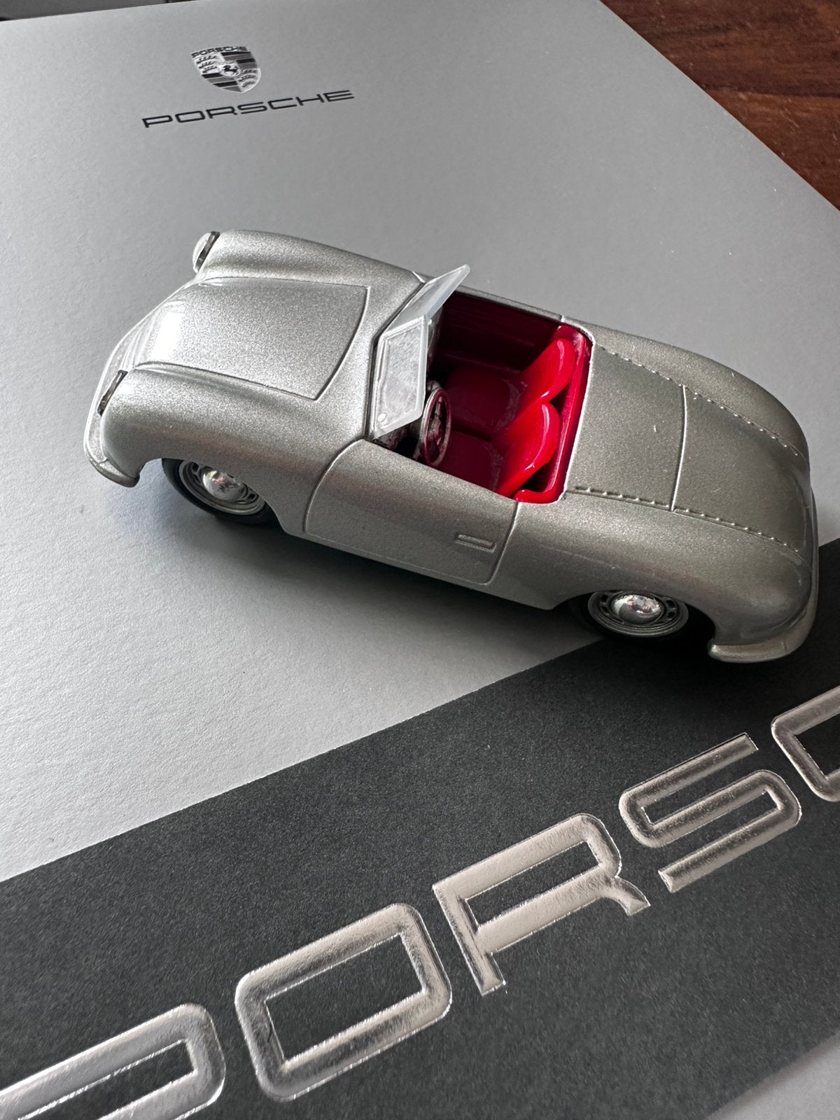 Schuco Porsche 356 schaal 1:43, Hobby en Vrije tijd, Modelauto's | 1:43, Ophalen of Verzenden, Nieuw, Auto, Schuco