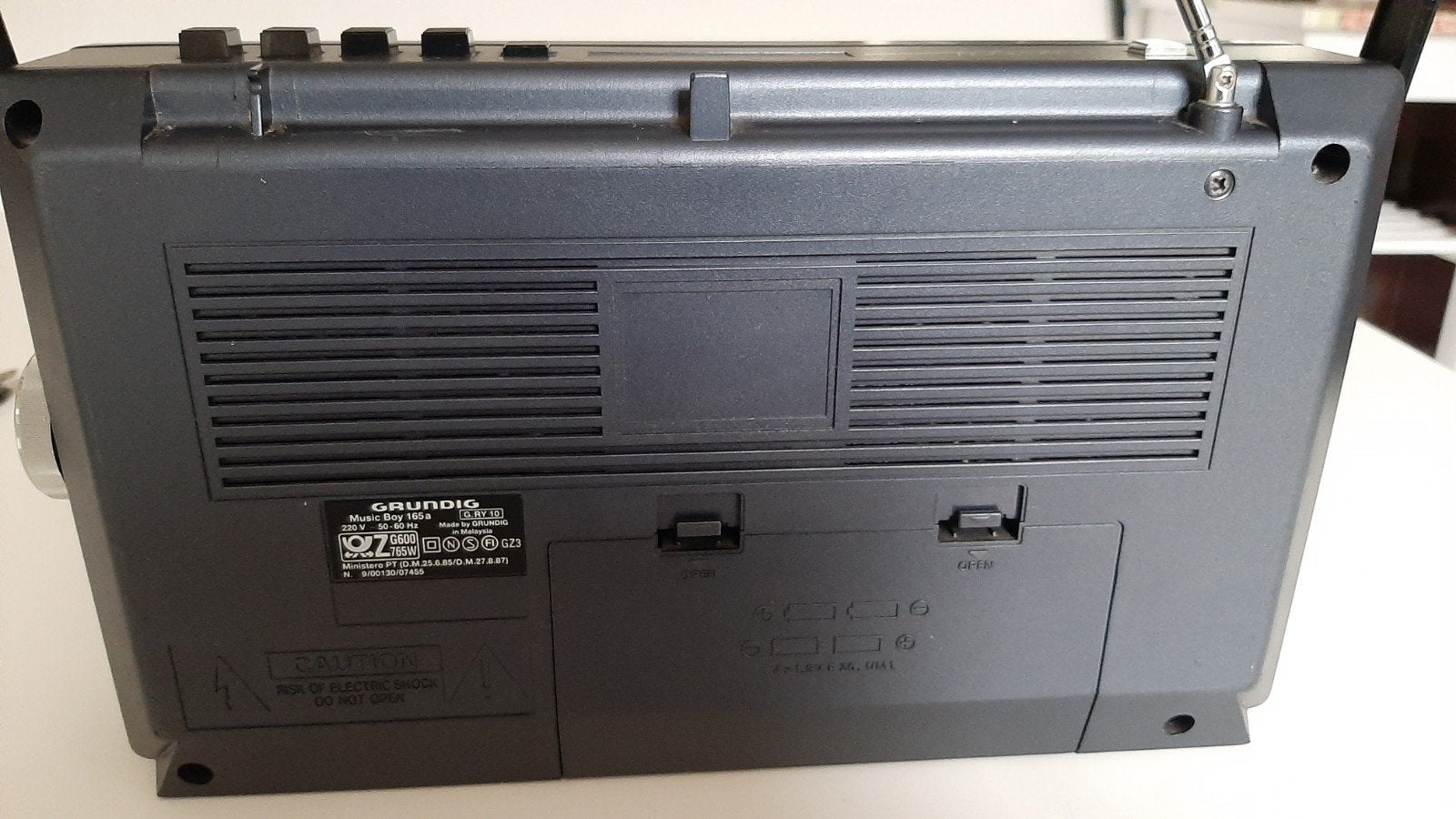 Grundig Music Boy 165a Draagbare Radio - Vintage, Ophalen of Verzenden, Gebruikt, Radio