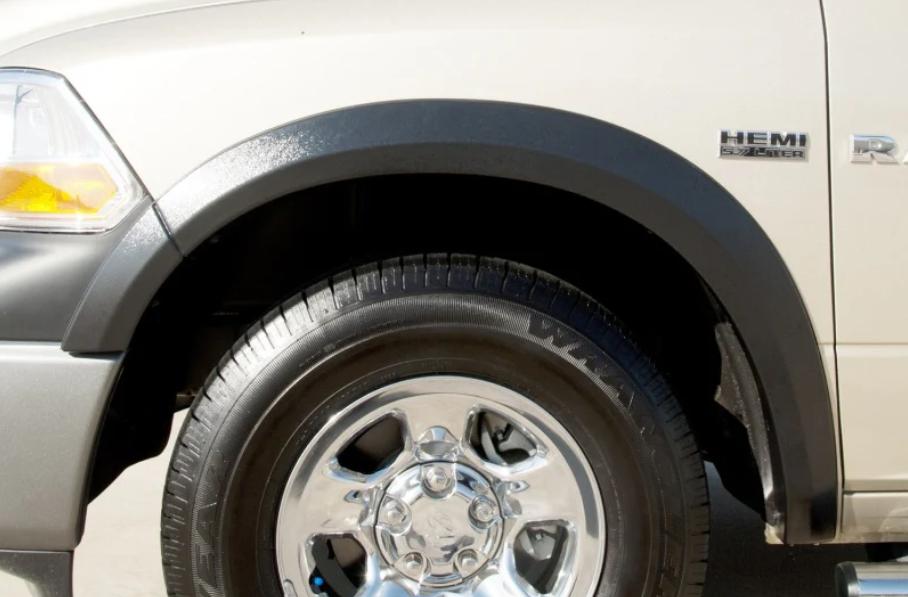 Dodge Ram Laramie 1500 spatbord verbreders 2009-2018, Auto-onderdelen, Carrosserie en Plaatwerk, Gebruikt, Amerikaanse onderdelen
