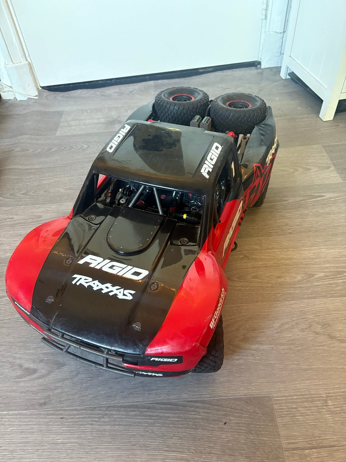Traxxas Unlimited Desert Racer (UDR) RC auto, Gebruikt, Auto offroad, Schaal 1:8, Ophalen
