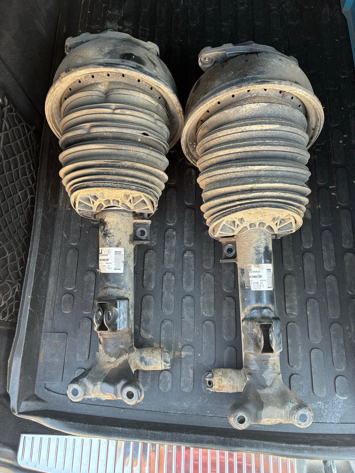 2x w212/s212 airmatic veerpoot gebruikt, Ophalen of Verzenden, Gebruikt, Mercedes-Benz