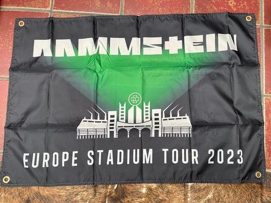Vlag van Rammstein Ca 89x60 cm, Nieuw, Ophalen of Verzenden, Vlag van Rammstein Ca 89x60 cm, Emmen