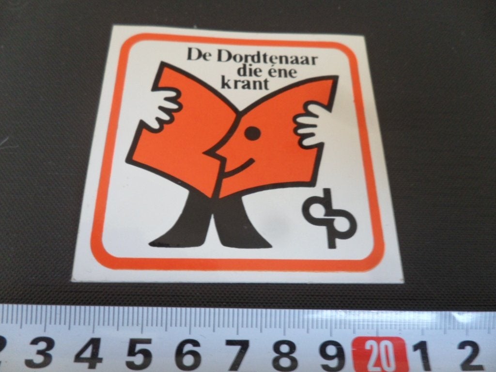sticker 005 de dordtenaar die éne krant, Verzamelen, Ophalen of Verzenden, Zo goed als nieuw