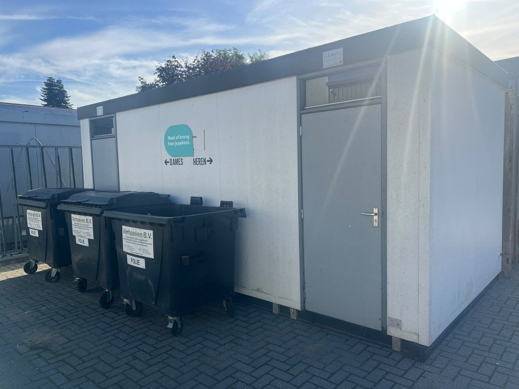 Gebruikte Toilet unit te koop Breda. (altijd binnen gestaan), Ophalen