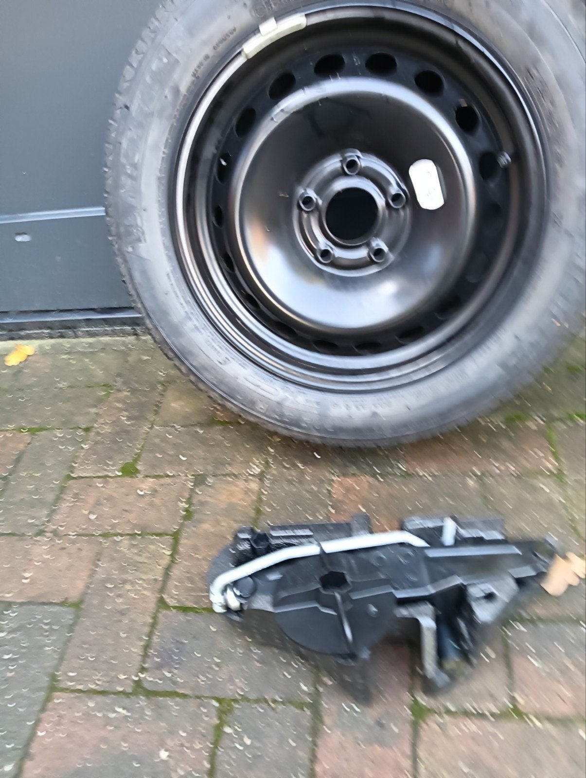 Michelin 205/55 R16 reservewielset met krik Renault Megane 3, Ophalen, Gebruikt, 16 inch, Banden en Velgen