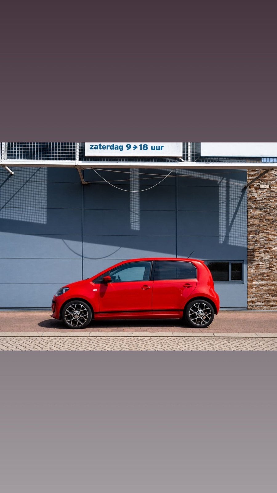 Volkswagen up! 1.0 2015 rood luxe pakket airco 133000 km nap, Voorwielaandrijving, Euro 5, Stof, 840 kg