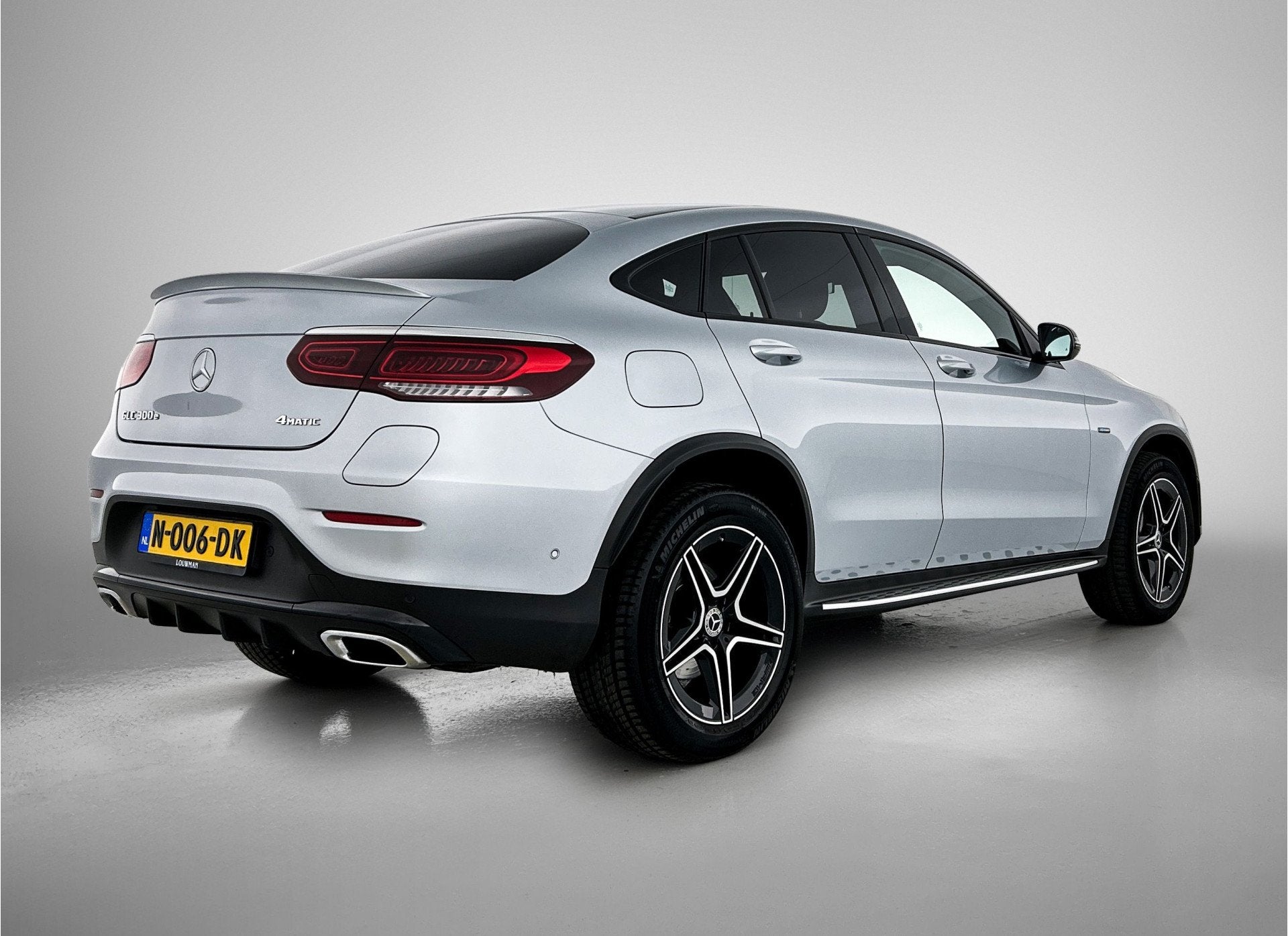 Mercedes-Benz GLC Coupé 300 e 4MATIC Business Solution AMG, Automaat, Gebruikt, 4 cilinders, Bedrijf