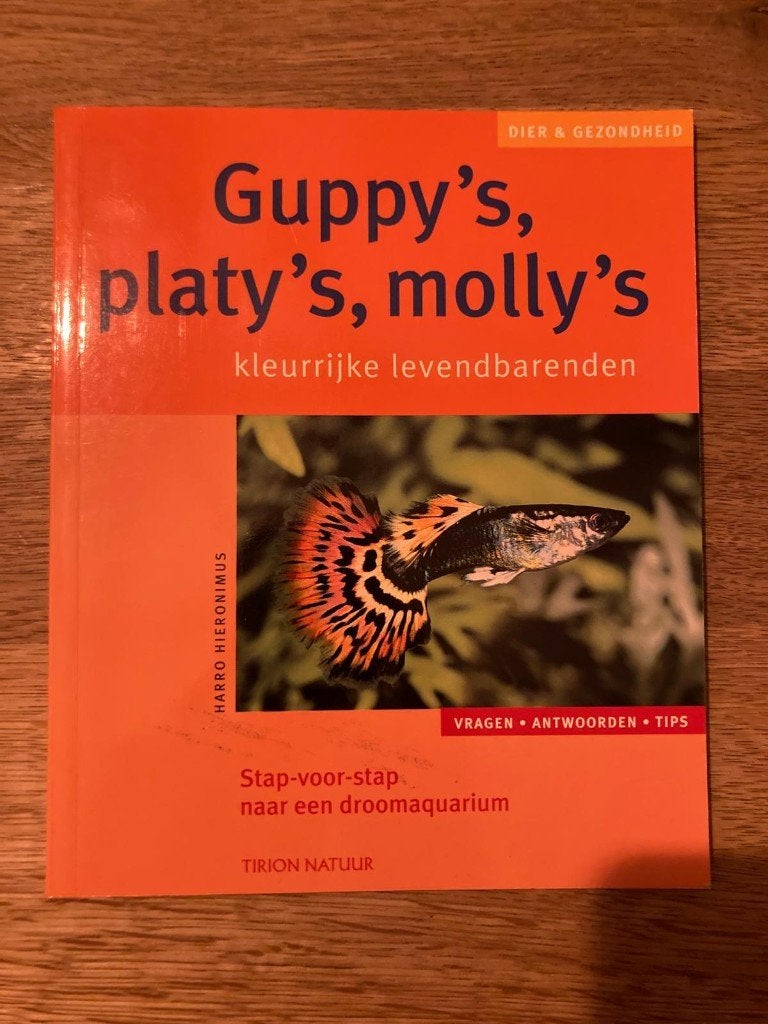 Boekje over Guppy's, platy's en molly's, Dieren en Toebehoren, Ophalen of Verzenden, Nieuw, Overige typen, Overige merken