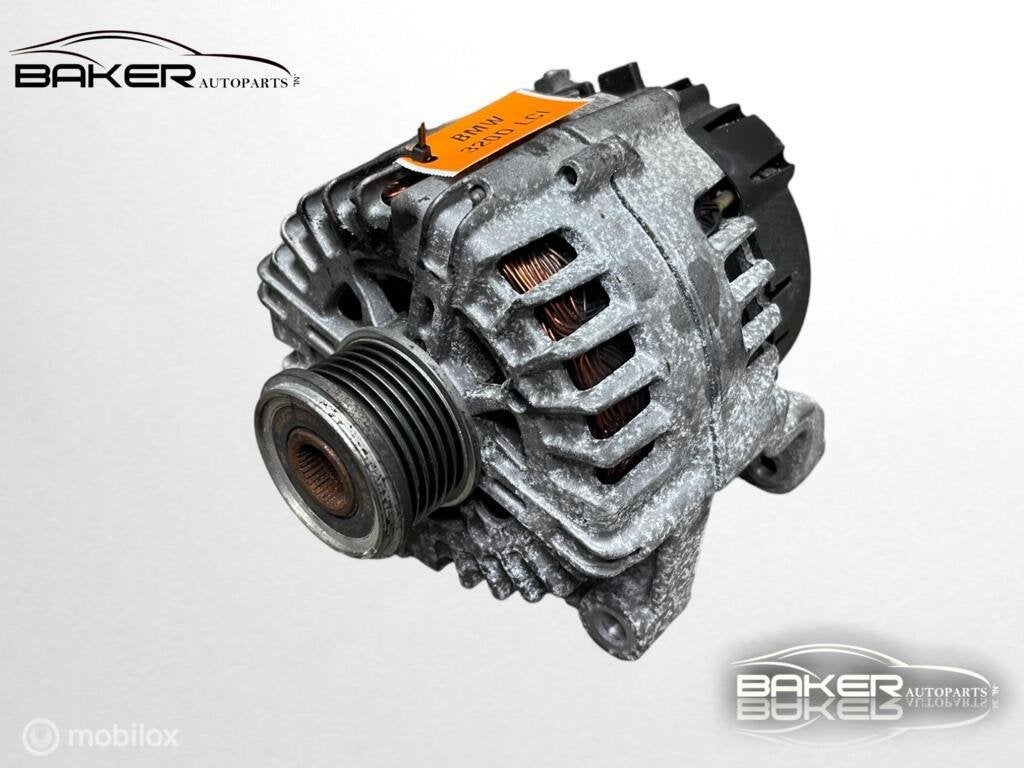 Dynamo BMW 3-serie E90 E91 LCI 320d ('08-'12) 2608669D, Gebruikt, Ophalen of Verzenden, BMW, BMW