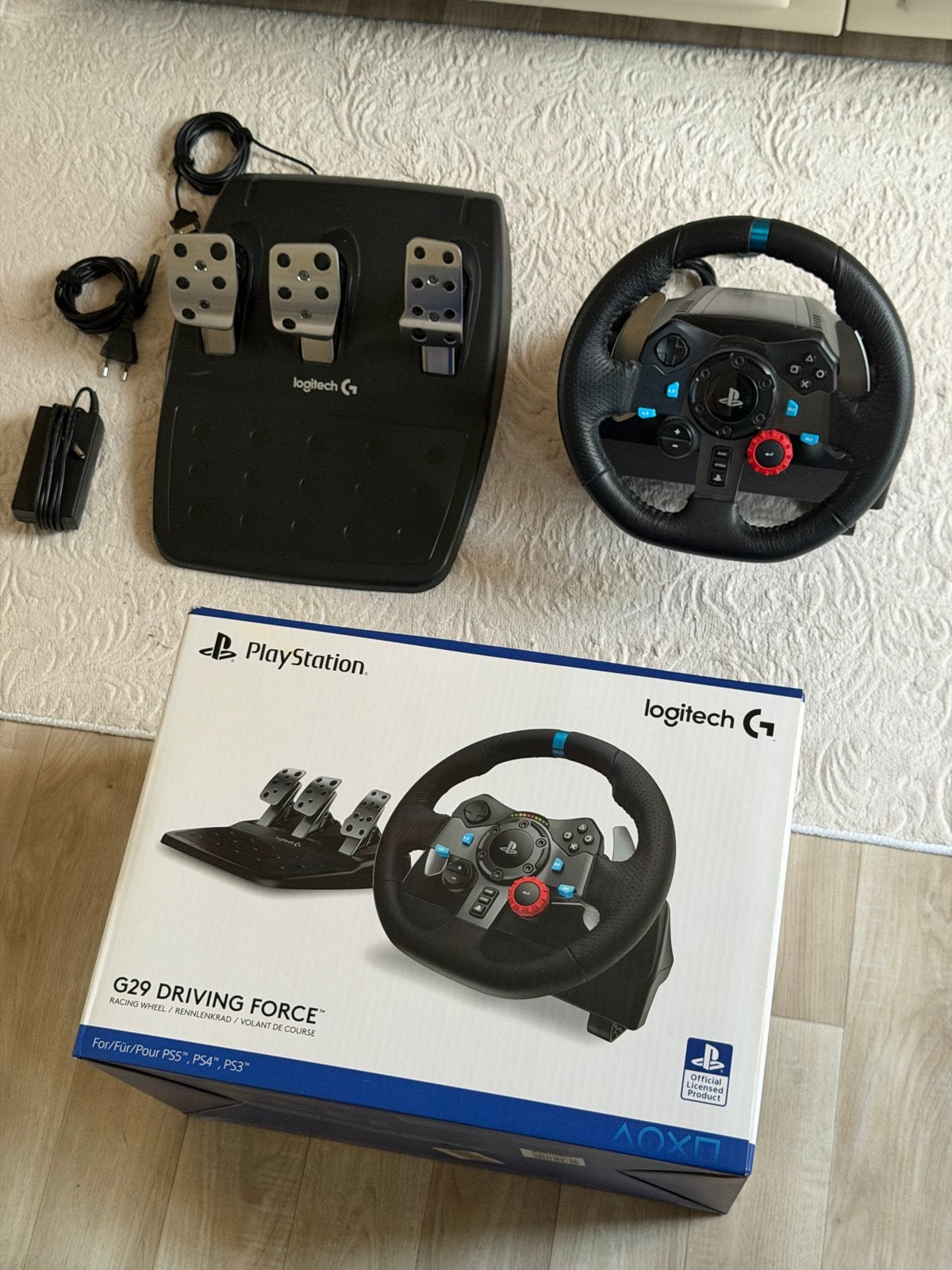 Logitech G29 Driving Force racestuur met pedalen, Spelcomputers en Games, Spelcomputers | Sony PlayStation Consoles | Accessoires