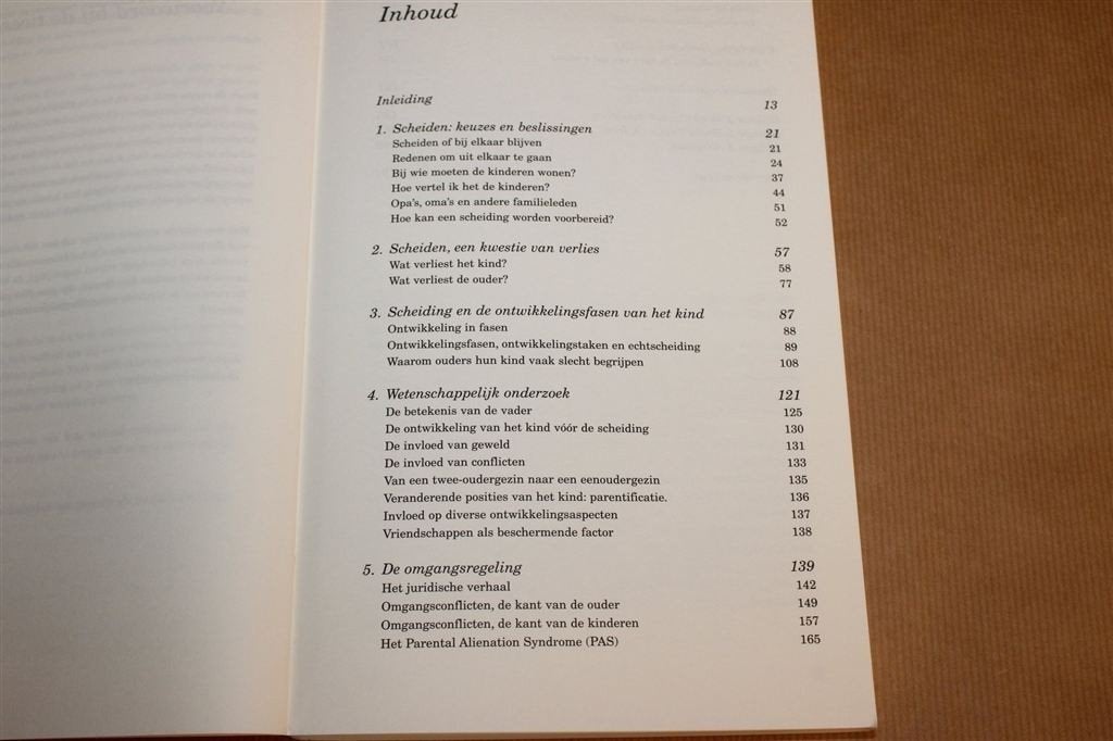 En Ze Leefden Nog Lang en Gelukkig — Kinderen & Scheiding, Ophalen of Verzenden, Gelezen